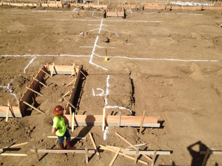 Plumbing, Masonry & Dig Alert – Lineer Layout – Handheld Chalking Tool